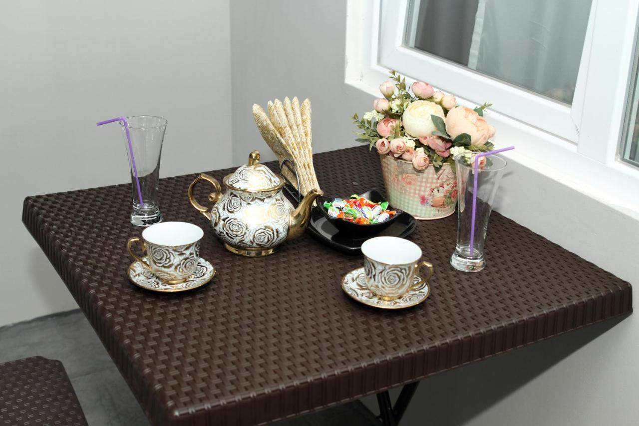 Georgian Hosts Tbilisi Hotel Ngoại thất bức ảnh