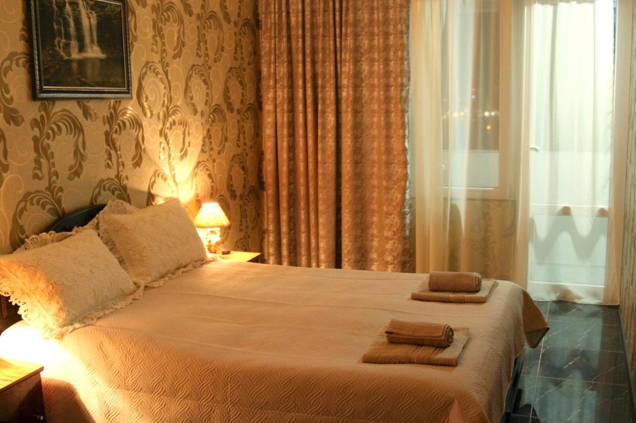 Georgian Hosts Tbilisi Hotel Ngoại thất bức ảnh