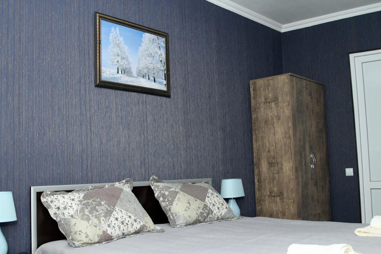 Georgian Hosts Tbilisi Hotel Ngoại thất bức ảnh